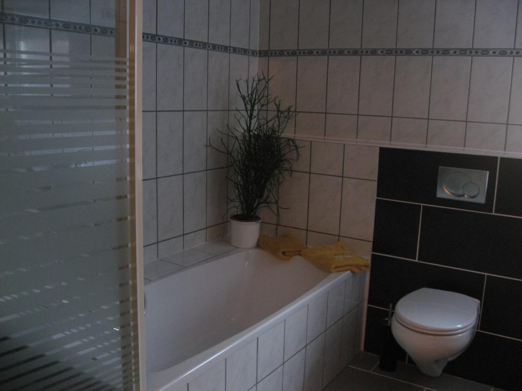 Ferienwohnung Jena-Zoellnitz Zollnitz Bilik gambar